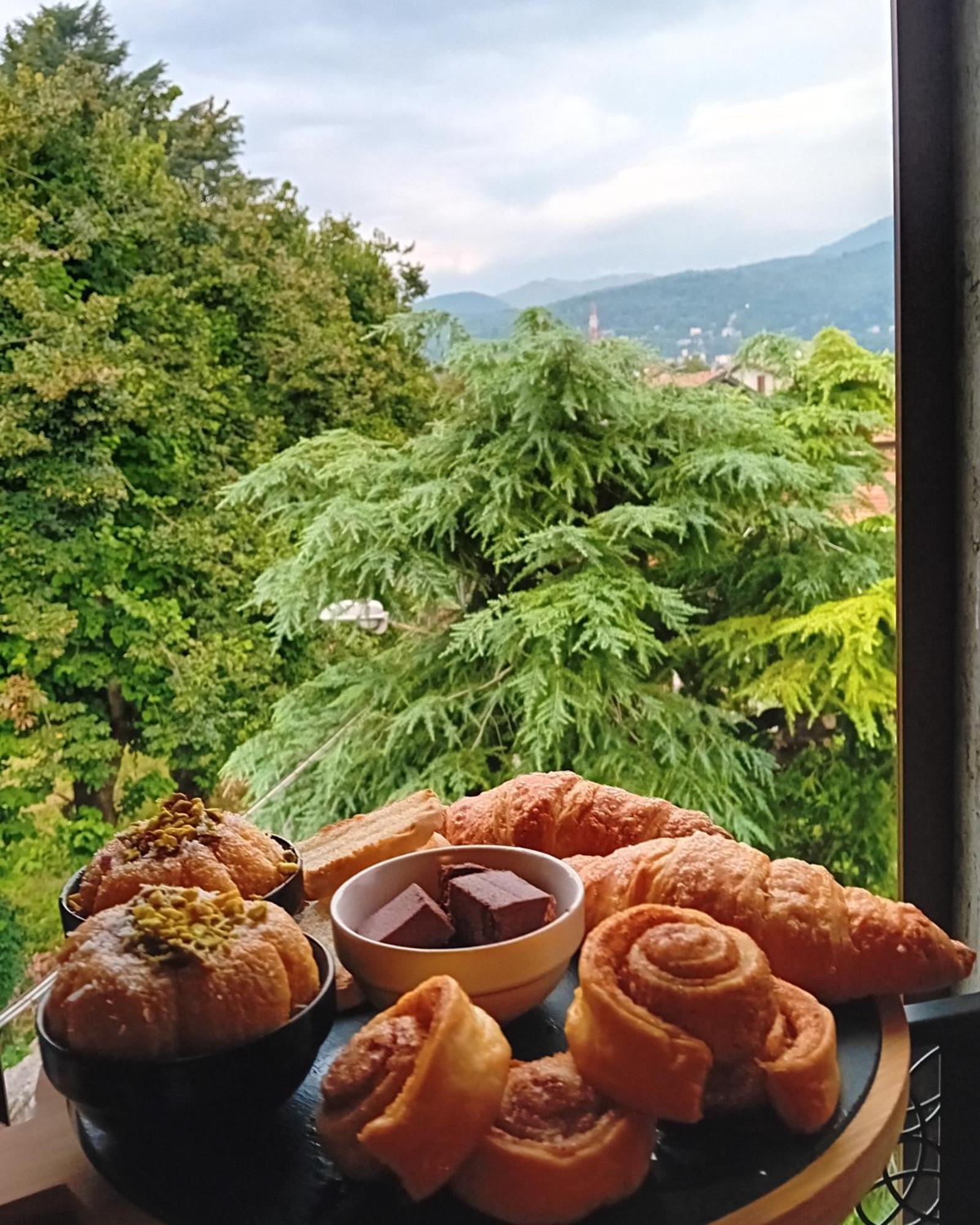 B&B Cristalli Di Luce Albavilla 외부 사진